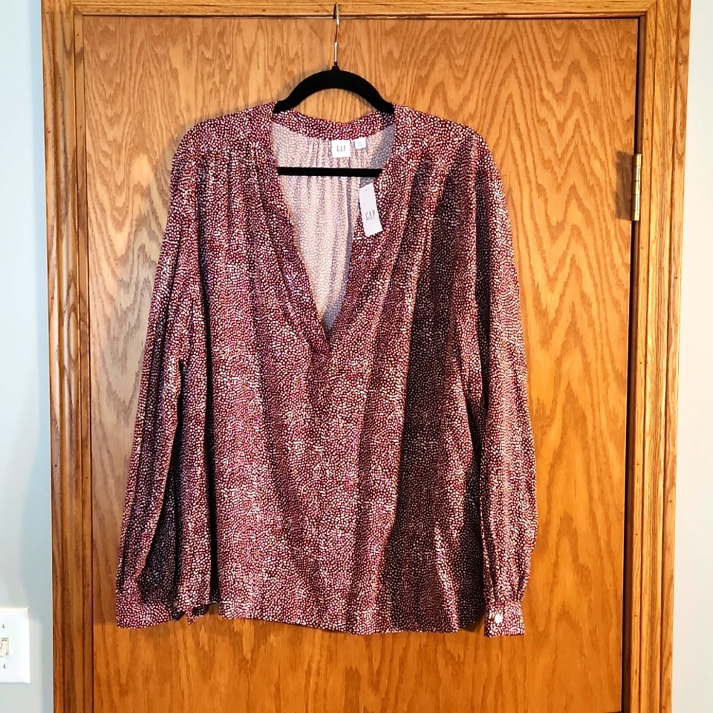 New with tags Gap Factory long sleeve burgundy and white shirt, size XXL